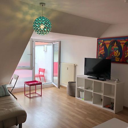 Studio Ochsenfurt Mit Sonnigem Balkon Екстер'єр фото